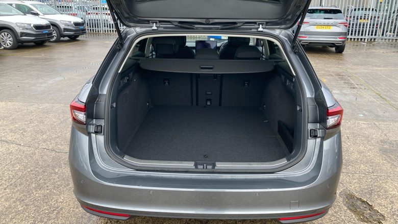 Skoda Superb 1.5 TSI iV SE Technology DSG 5dr Estate